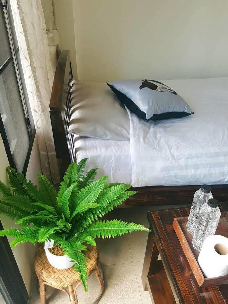 Bakeroom Hostel Chiang Mai Exteriör bild